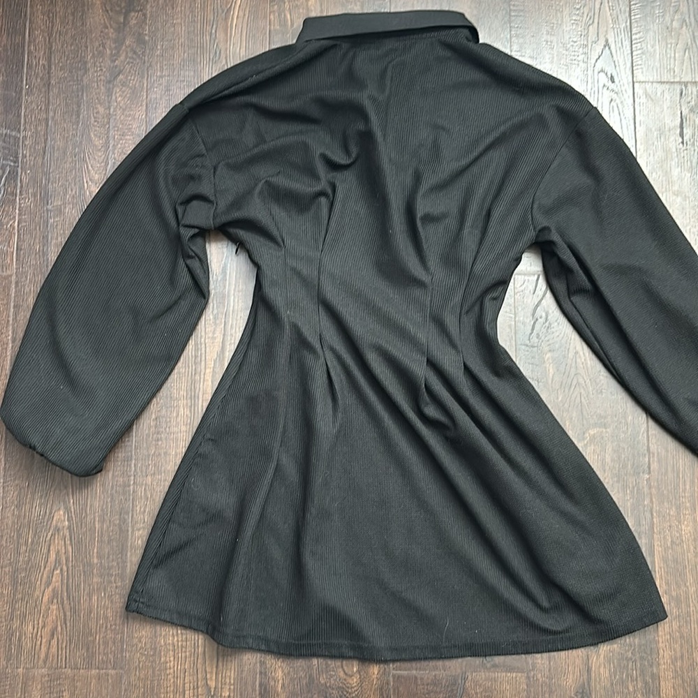 Super cute black dress size medium #C47 - Picture 5 of 6